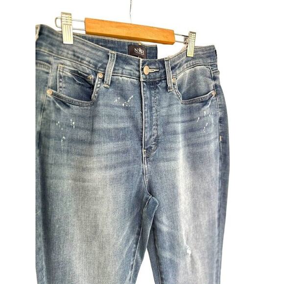 NYDJ Slim Bootcut Lift xTuck Stretch Jeans Size 8 Bleach Splatter Sandspur NWT - Picture 2 of 11